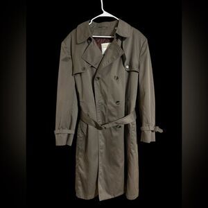 Mens London Towne Brown Trench Coat size 46 Reg equivalent to XL